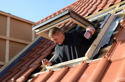 Pose de fenêtres de toit Velux à Marcilly